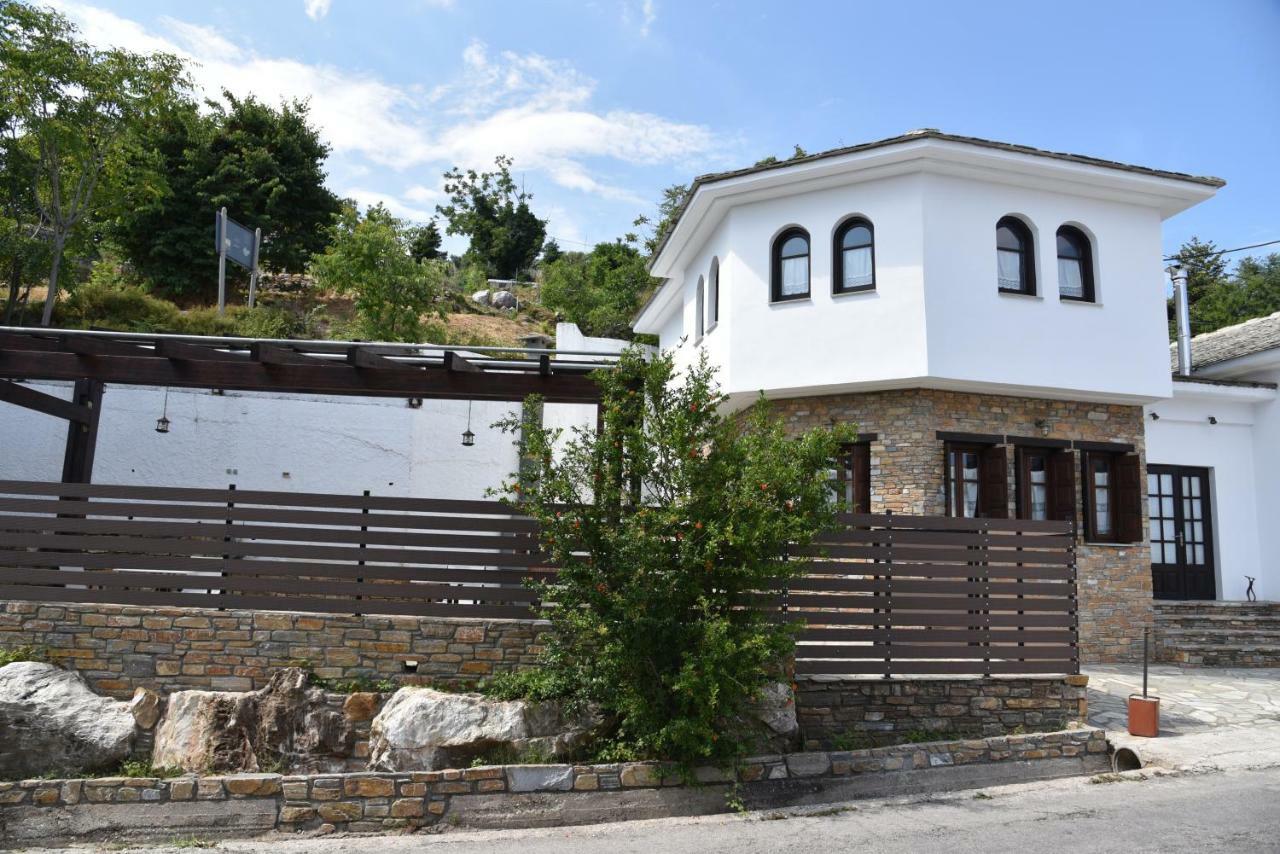 Karpofora Traditional Guesthouse Miléai Екстериор снимка