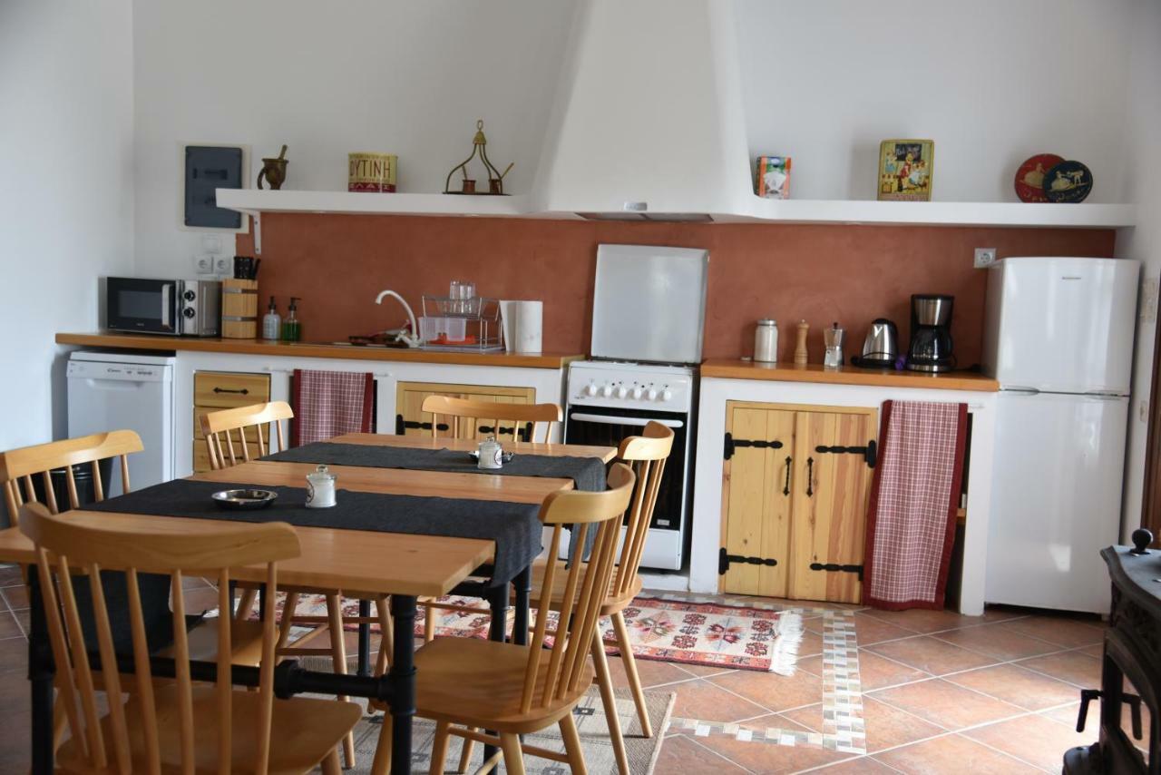 Karpofora Traditional Guesthouse Miléai Екстериор снимка
